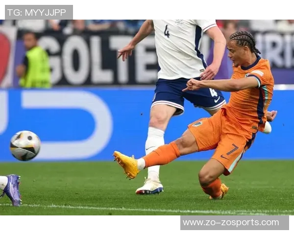 昔日队友重聚回忆C罗与卡雷拉斯内马尔与埃基蒂克梅西与西蒙斯的传奇故事